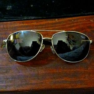 Foster Grant polorized aviators